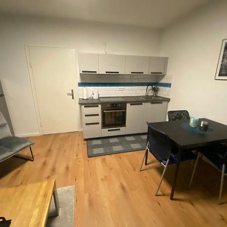 2 Zimmer Wohnung In Krefeld City/Apartment + Netflix+Prime 외부 사진